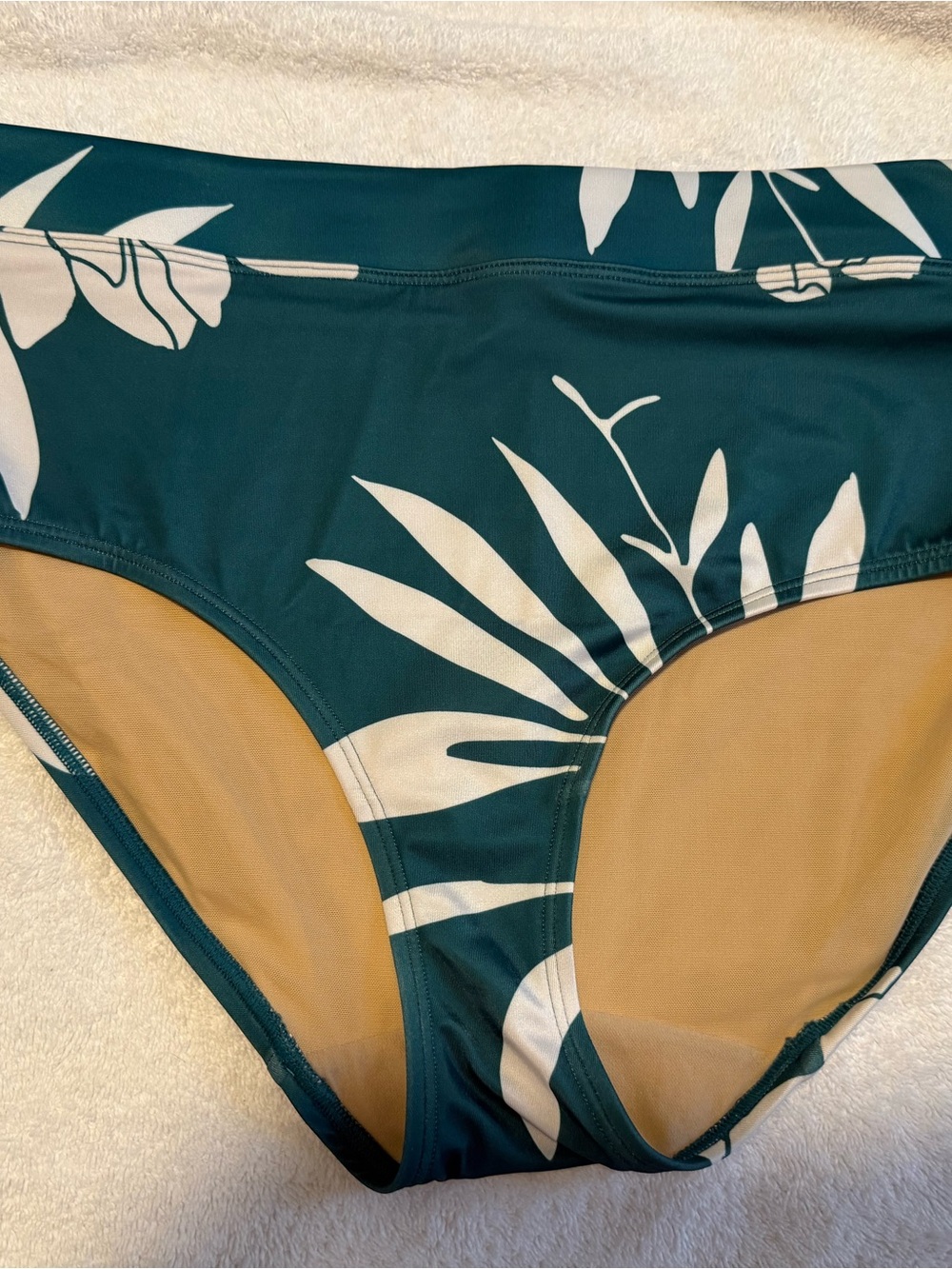 Set of 5 bathing suit bottoms